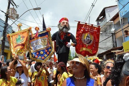 CRESS-BA leva bandeiras de luta para a Mudança do Garcia durante o carnaval de Salvador