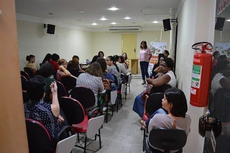 Reunião sobre Serviço Social e Saúde Mental debate a reforma psiquiátrica na Bahia