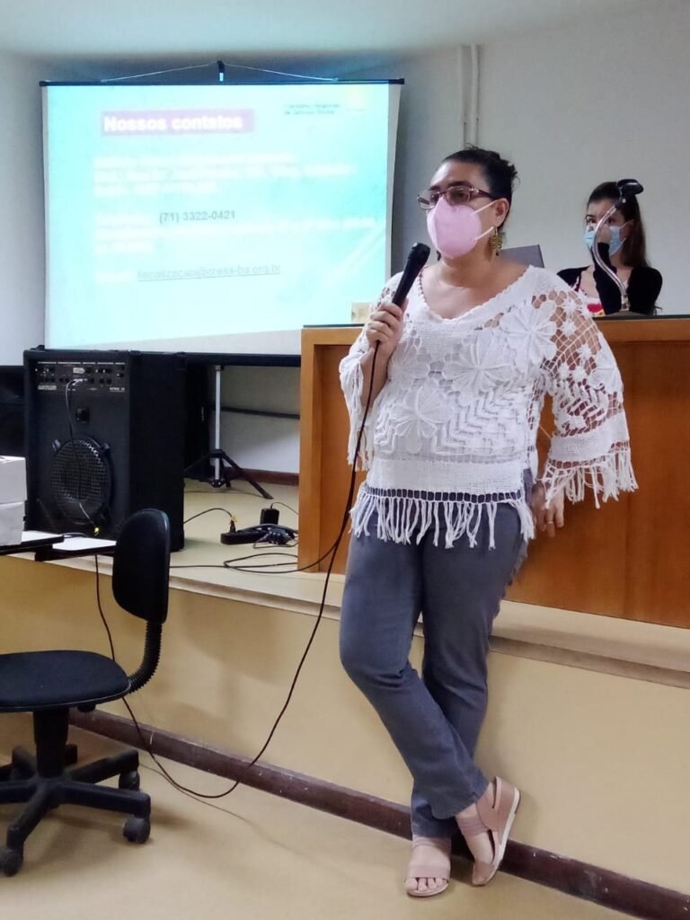 CRESS-BA PARTICIPA DE ATIVIDADE POLÍTICO-PEDAGÓGICA COM ESTUDANTES DE SERVIÇO SOCIAL DA UFBA
