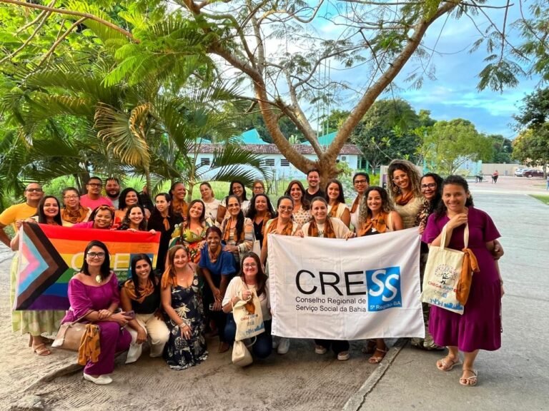 CRESS-BA realiza o ” Chega Junto ”  na Costa do Descobrimento, em Porto Seguro