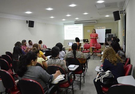 Assistentes sociais no combate ao racismo!