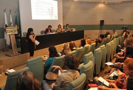Roda de conversa debate o trabalho da/o assistente social em Recursos Humanos